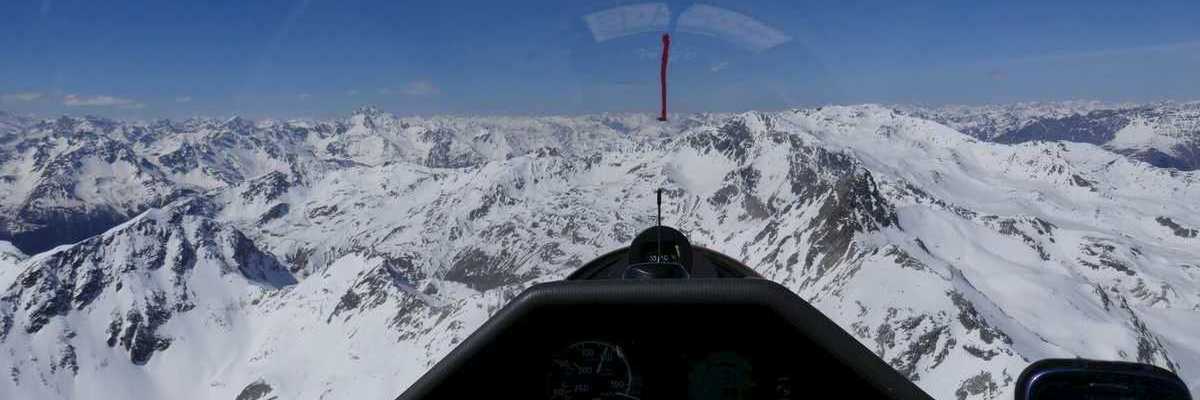 Flugwegposition um 12:00:07: Aufgenommen in der Nähe von Ponte di Legno, Brescia, Italien in 3301 Meter